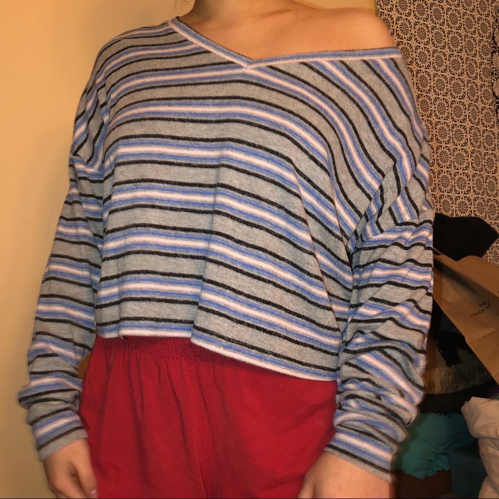 Striped top - Picture 2 of 4